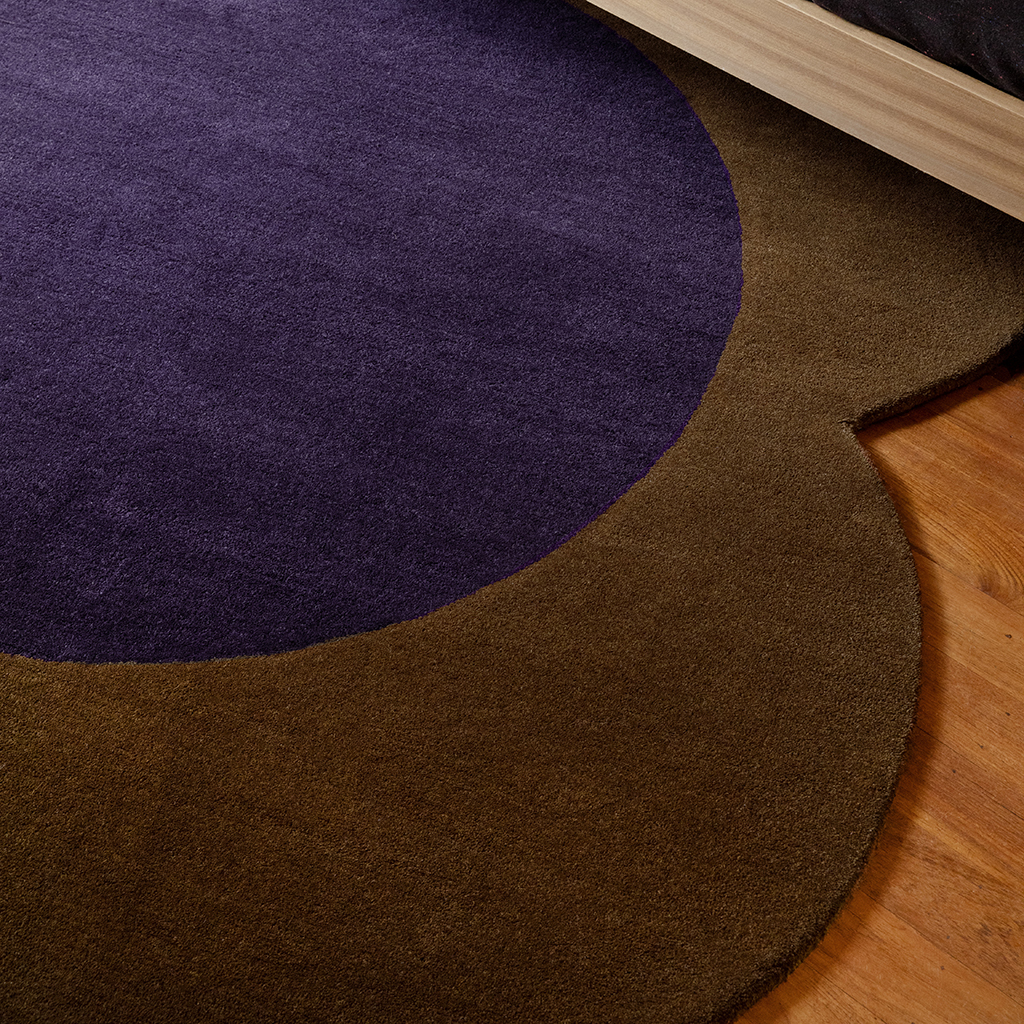 Flower Spot Chestnut / Viol 158401 Designer Wool Rug ☞ Size: Ø 150 cm