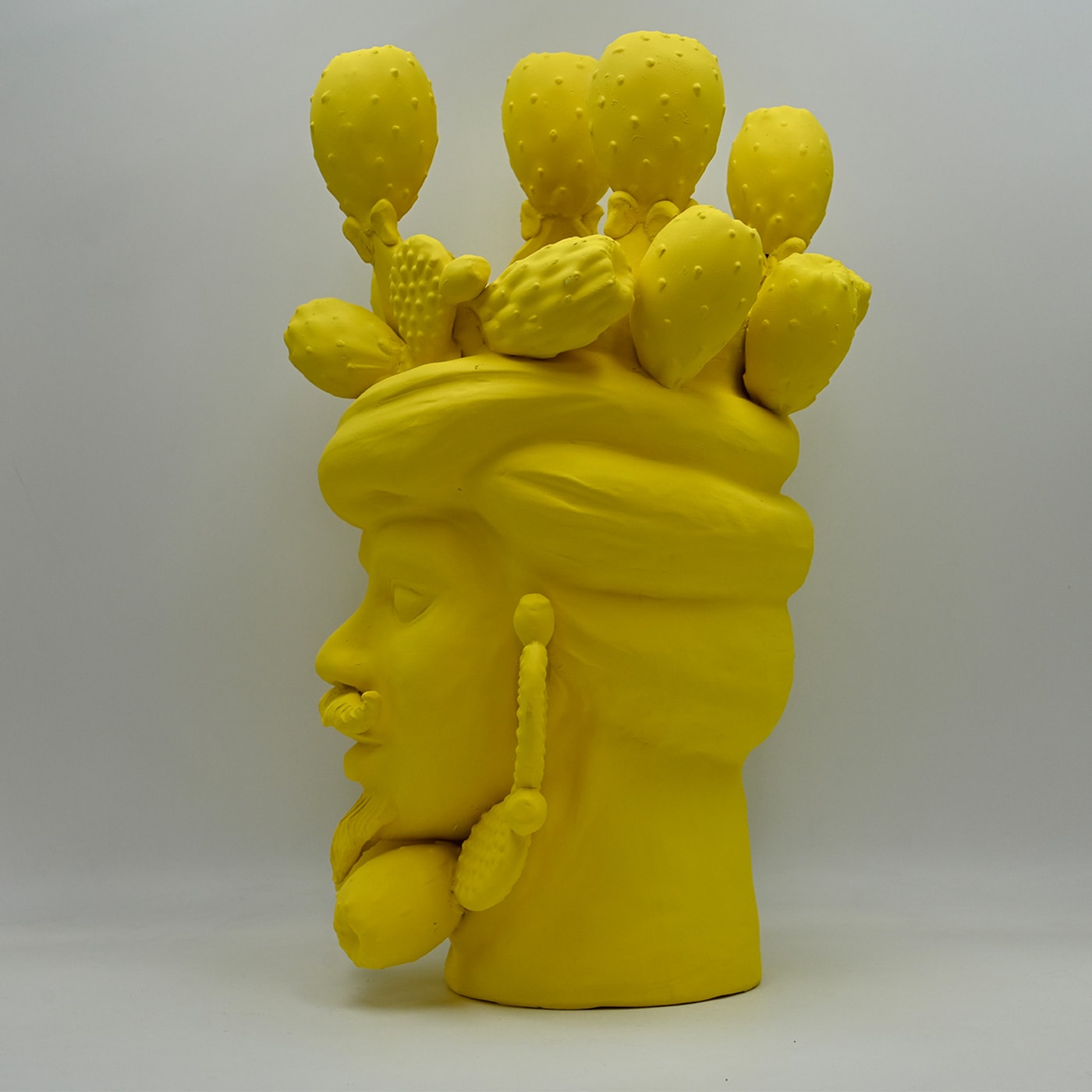 Unique Yellow Moor's Sculpture