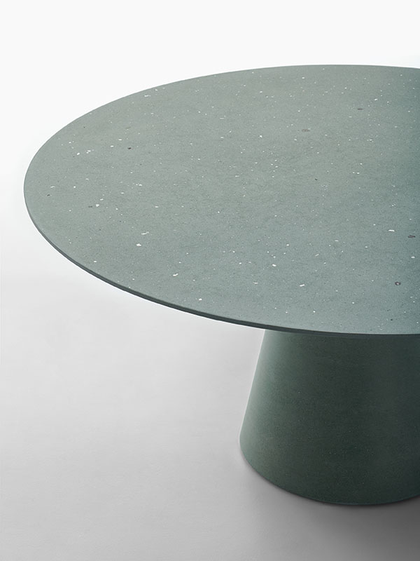 Rock Indoor / Outdoor Table ☞ Structure: Cement Green ☞ Top: Green Stone Chip Cement ☞ Dimensions: Ø 140 cm