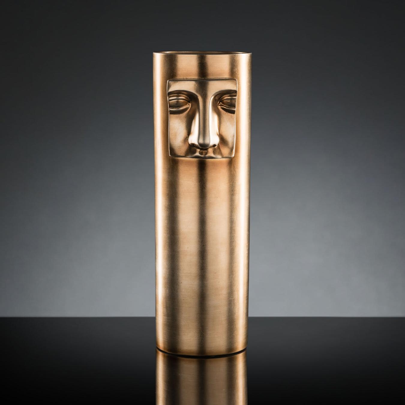 Giunone Nose Sculpted Vase