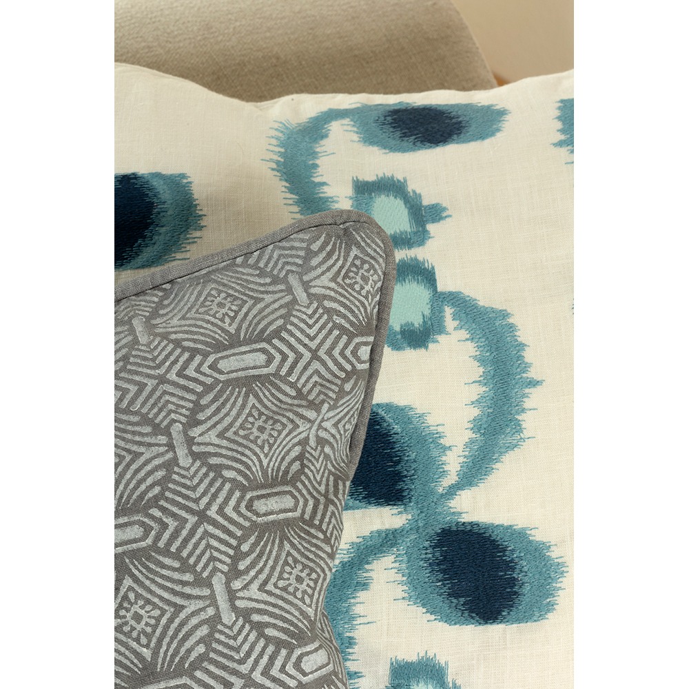 Pali Slate 50 × 50 Cushion