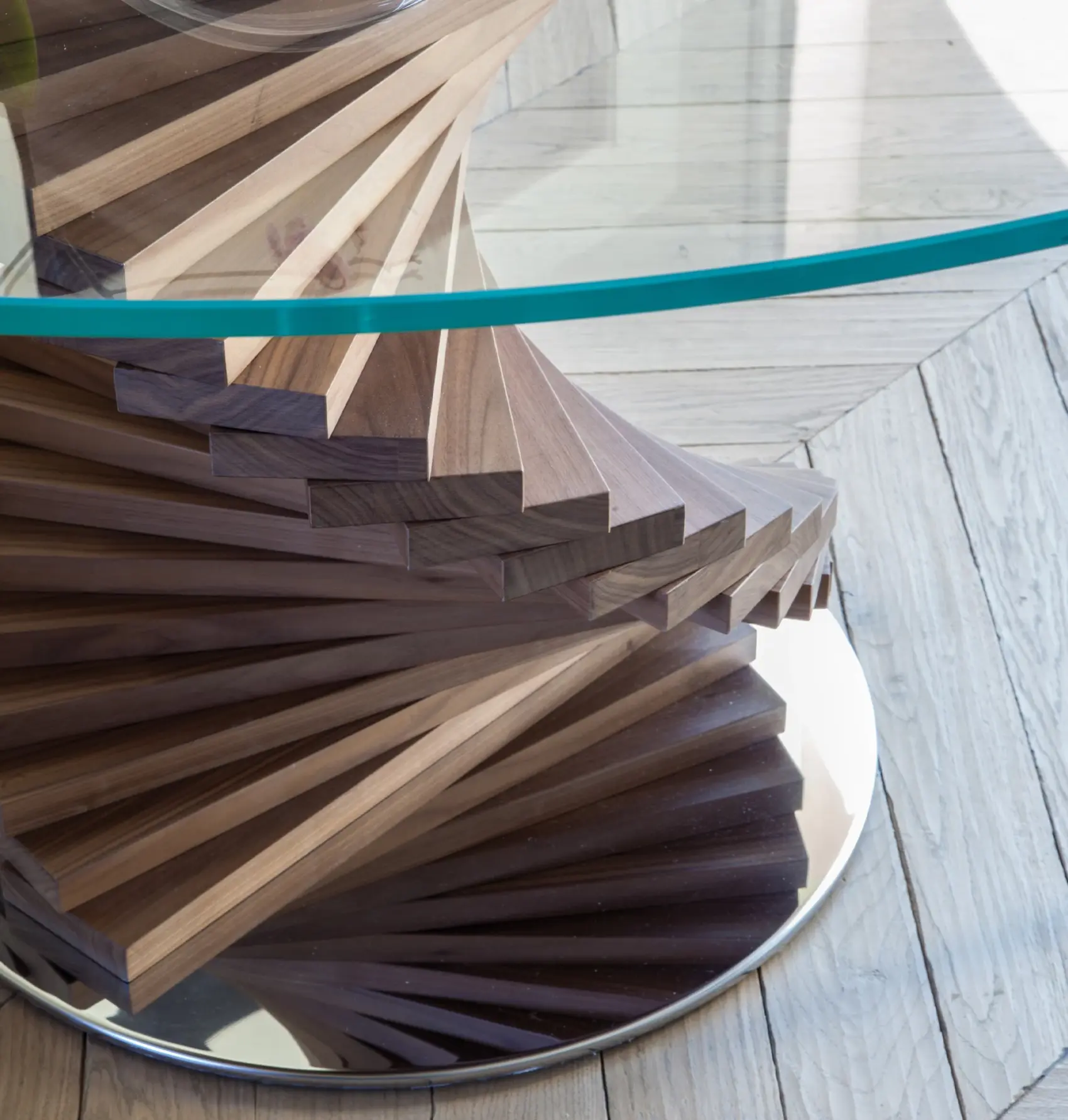 Firenze Round Dining Table