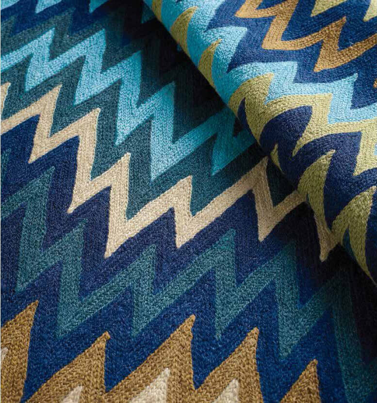 Hand Woven Chevron Pattern Rug Missoni Piccardia | Size: 200 x 300 cm