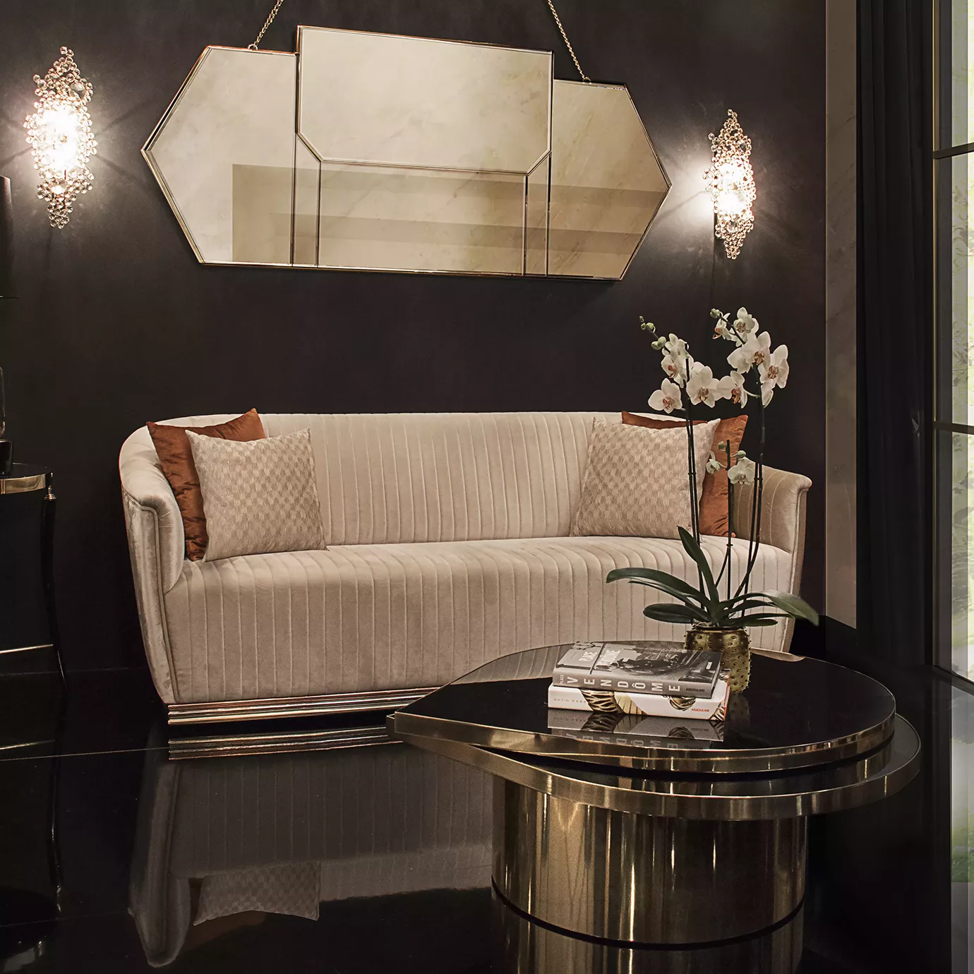 Liora Sofa