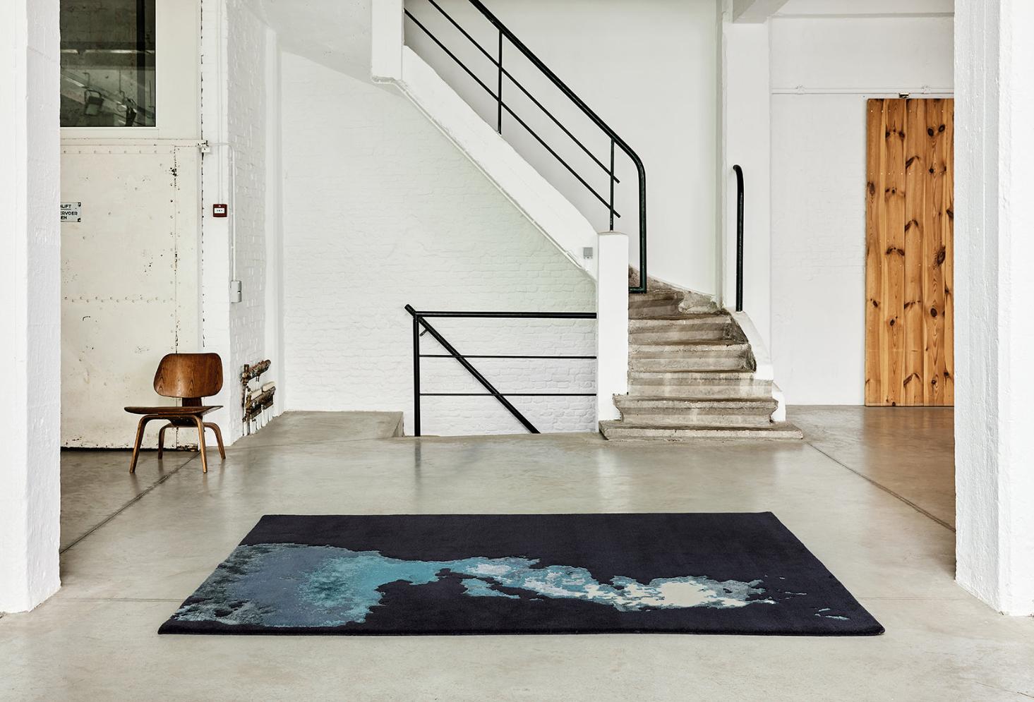 Behind Rug | Size: 300 x 400 cm