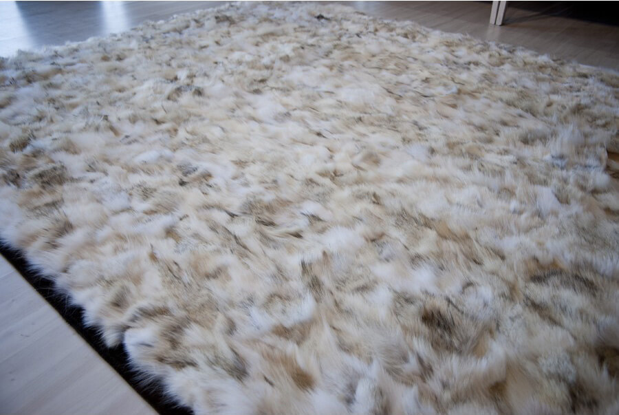 Wolf 840 Fur Rug