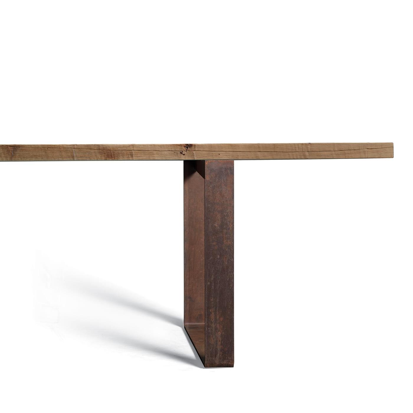 Misura Handcrafted Luxury Dining Table