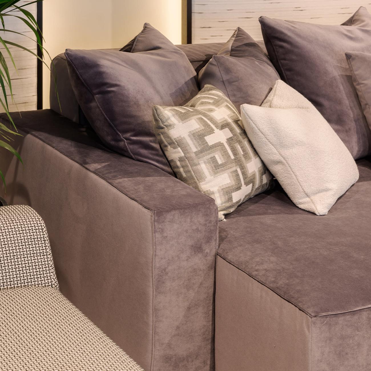 Bonnie Modern Italian Sofa