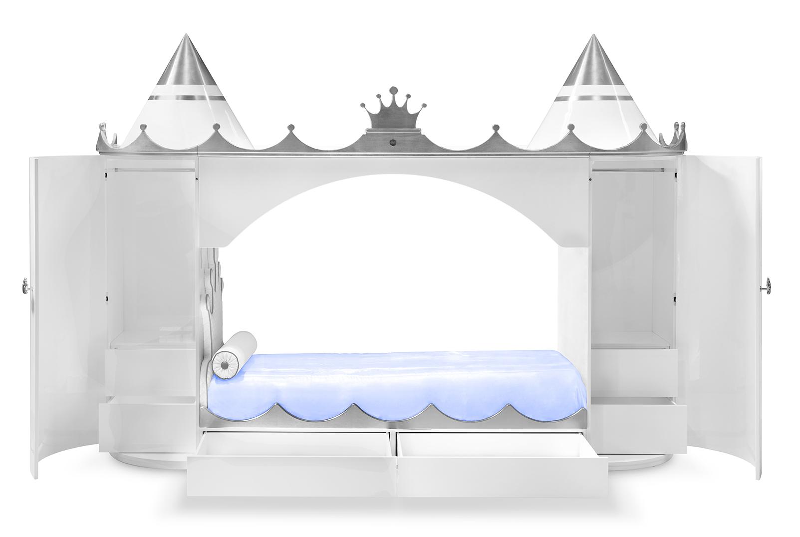 Grand Castle Bed
