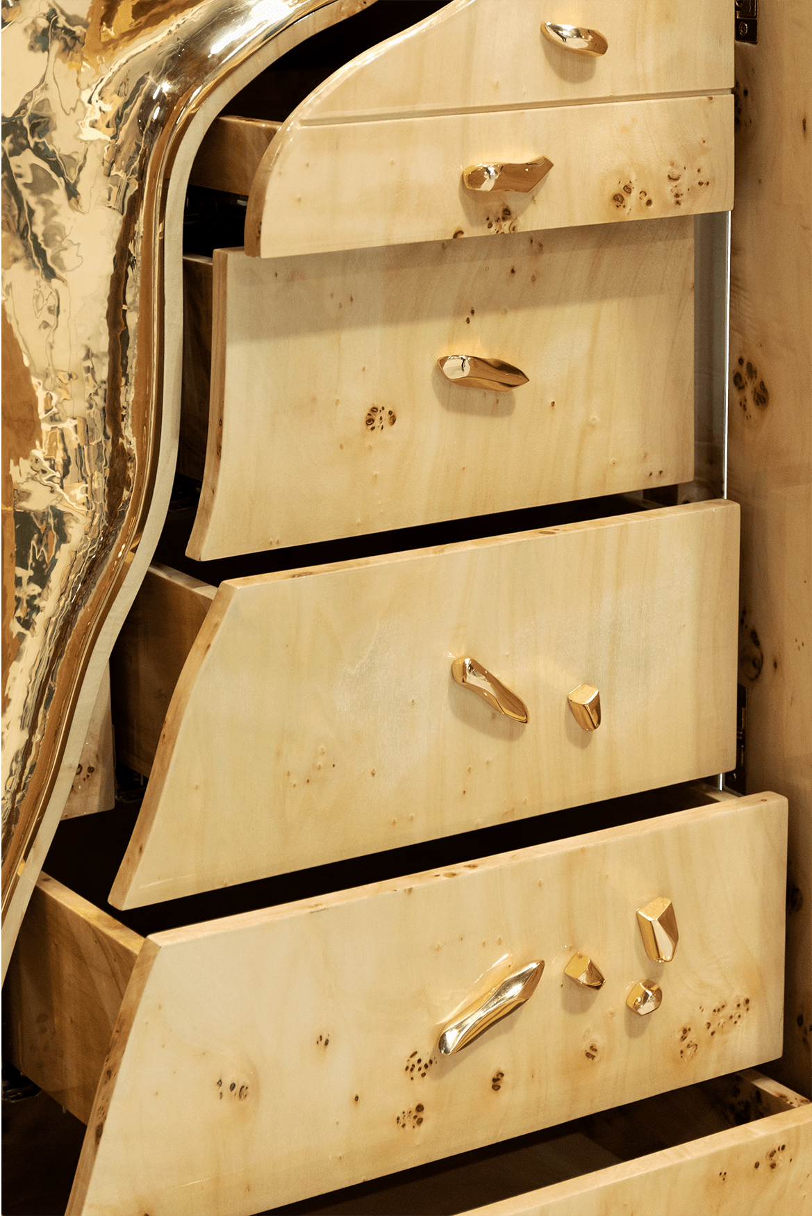 Fissure Luxury Cabinet