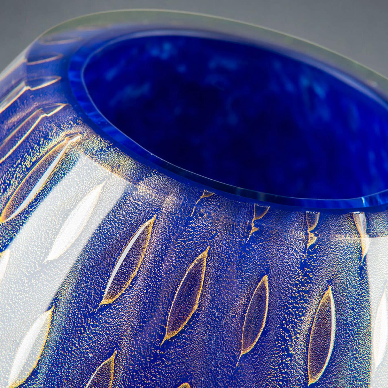 Mocenigo Oval Crafted Vase