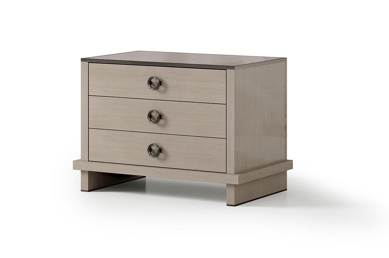3-Drawer Bedside Table