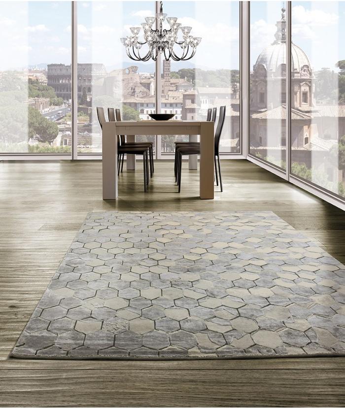 Honeycomb Wool / Viscose Hand-Knotted Rug