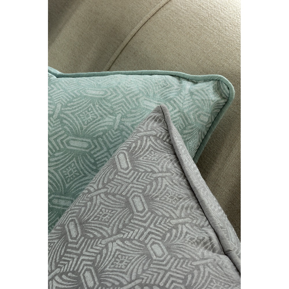 Pali Slate 50 × 50 Cushion