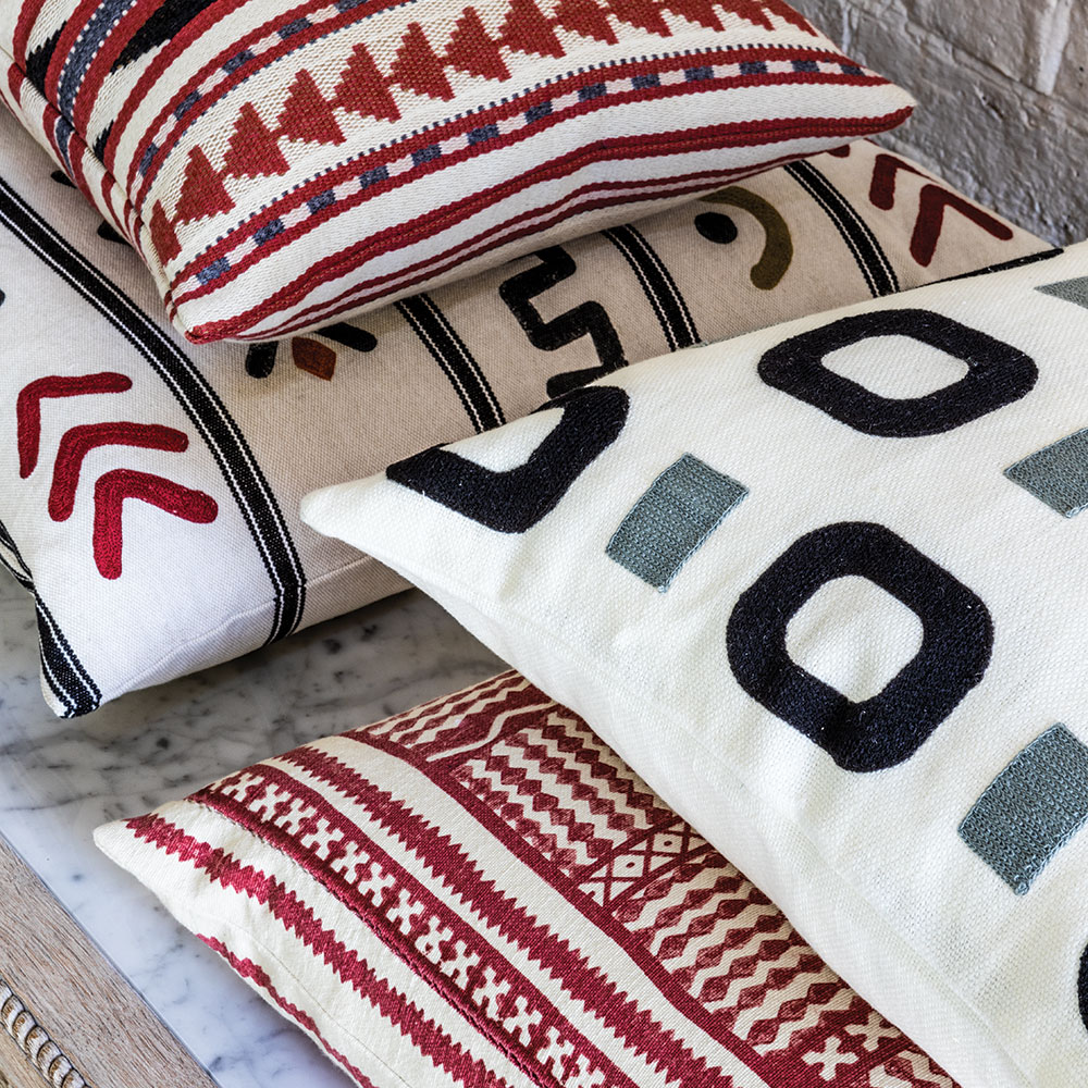 Kuba Rouge 60 × 60 Cushion