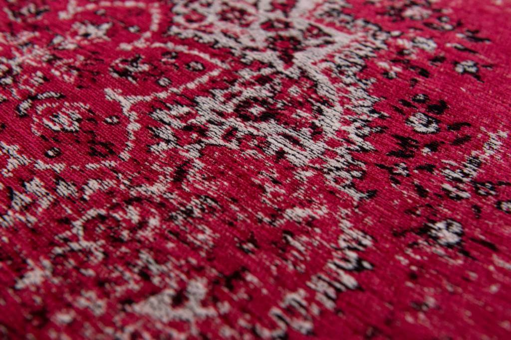 Persian Vintage Style Rug Raspberry Cream | Size: 230 x 230 cm