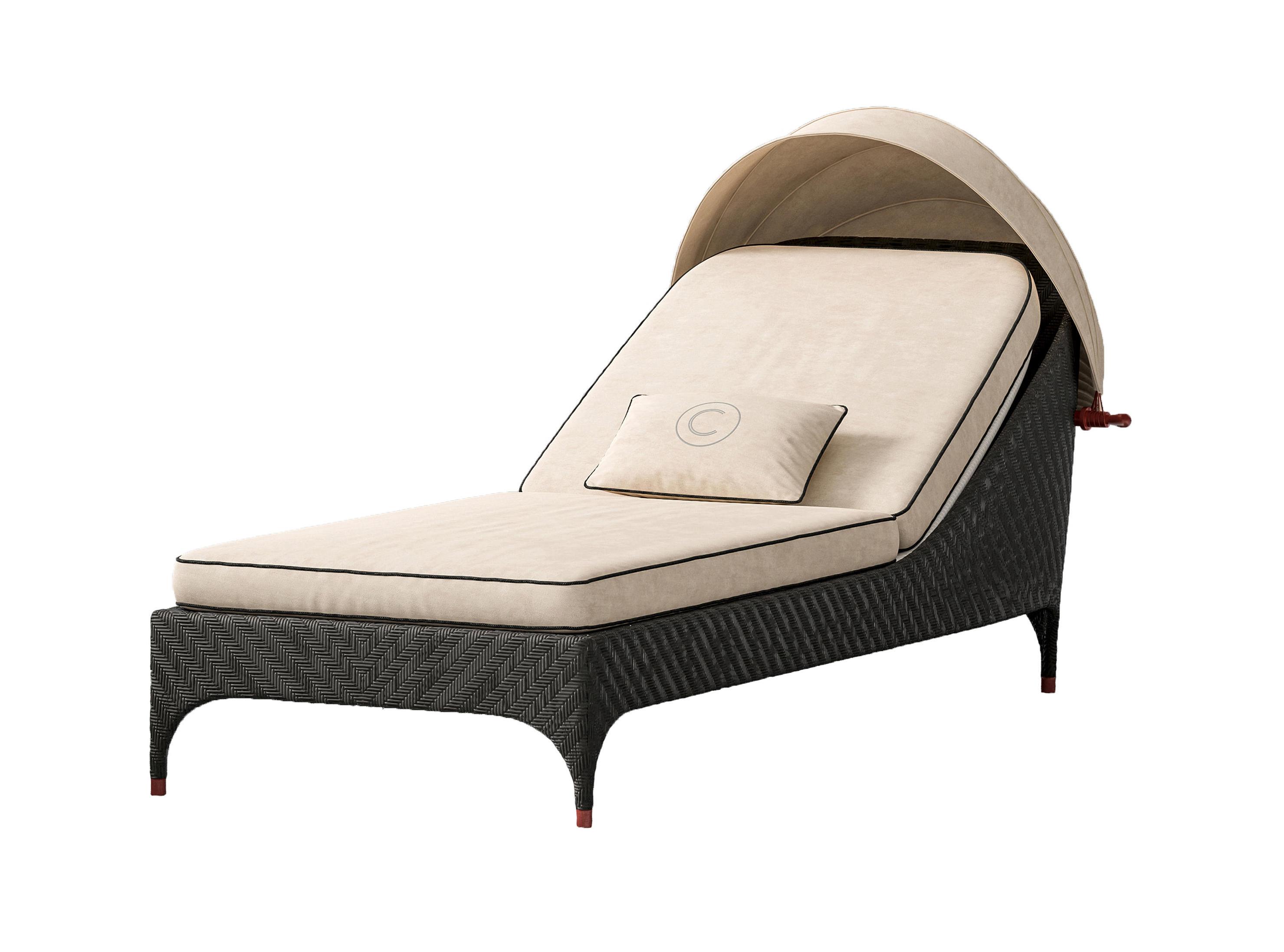 Italian Outdoor Chaise Lounge With Shade