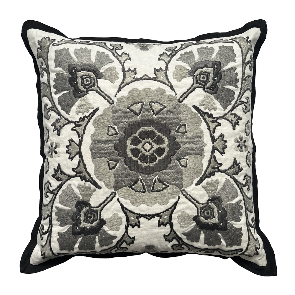 Alexi Noir 50 × 50 Cushion