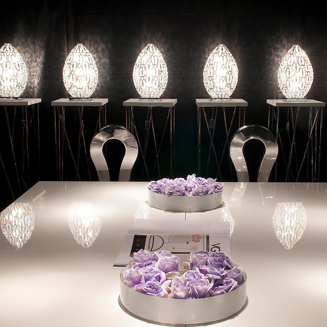 Arabesque Egg Series 50 Table Lamp