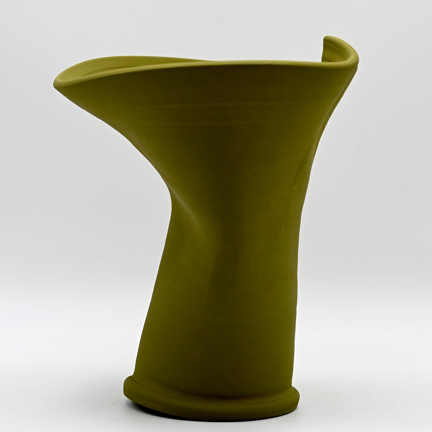 Italian Green Handcrafted Elegance Vase