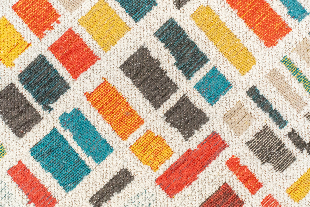 Cubik United Rug | Size: 140 × 200 cm