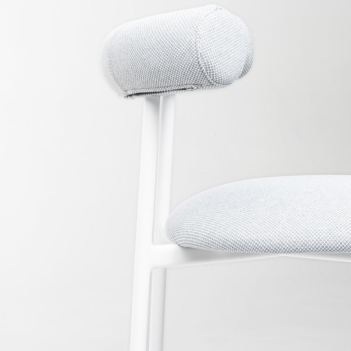 Pampa White Bar Stool