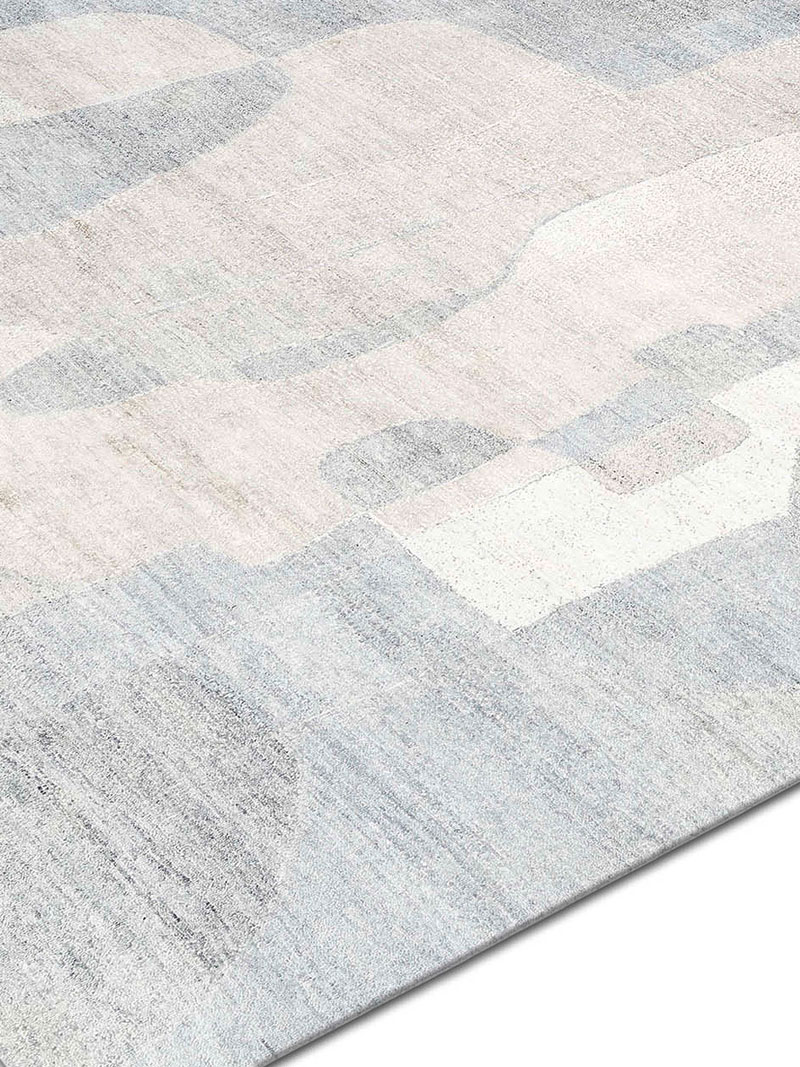 Snow Silver Luxury Rug