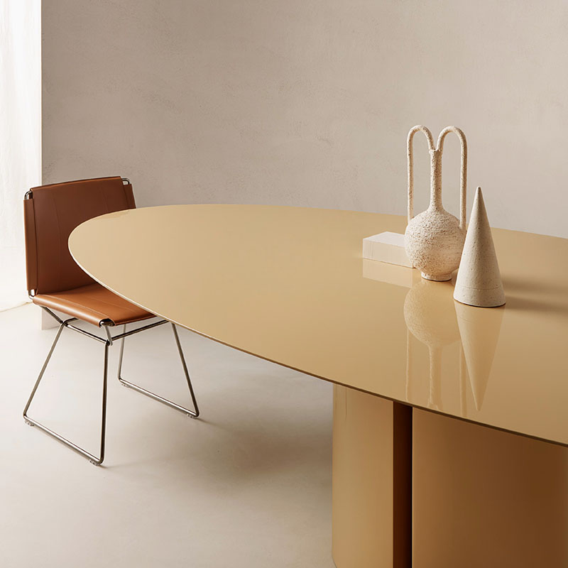 NVL Table ☞ Structure: Gloss Lacquered - Dune ☞ Top: Gloss Lacquered - Dune