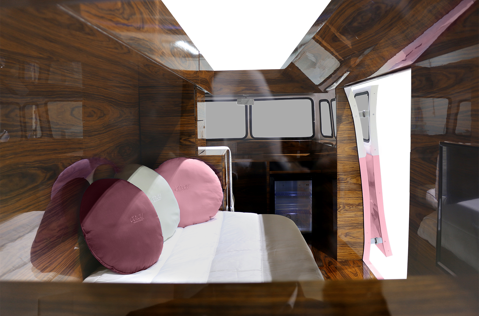 Traveler’s Caravan Pink Bedroom Set