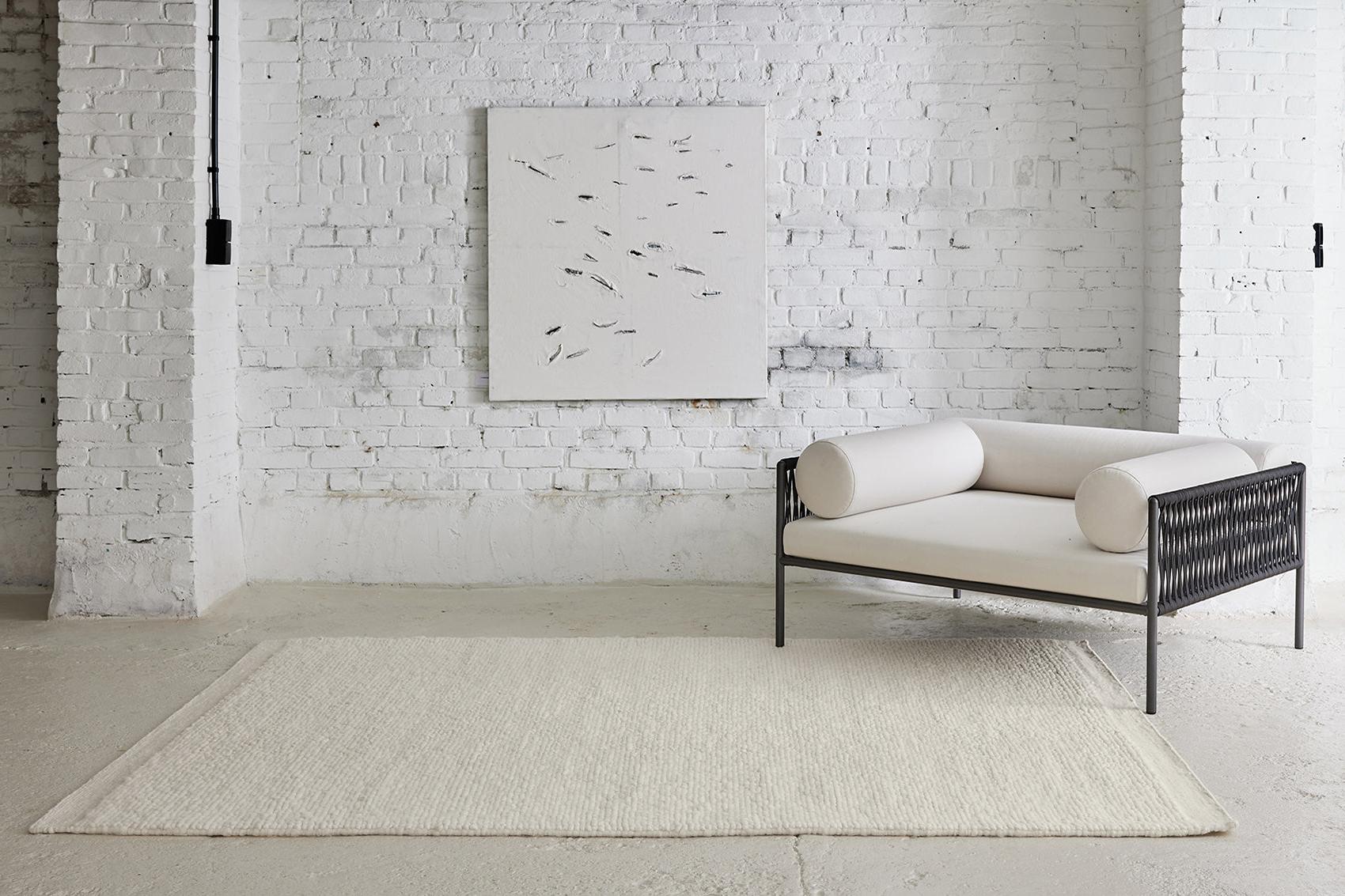 Cocoon 1 White Rug | Size: 250 x 350 cm