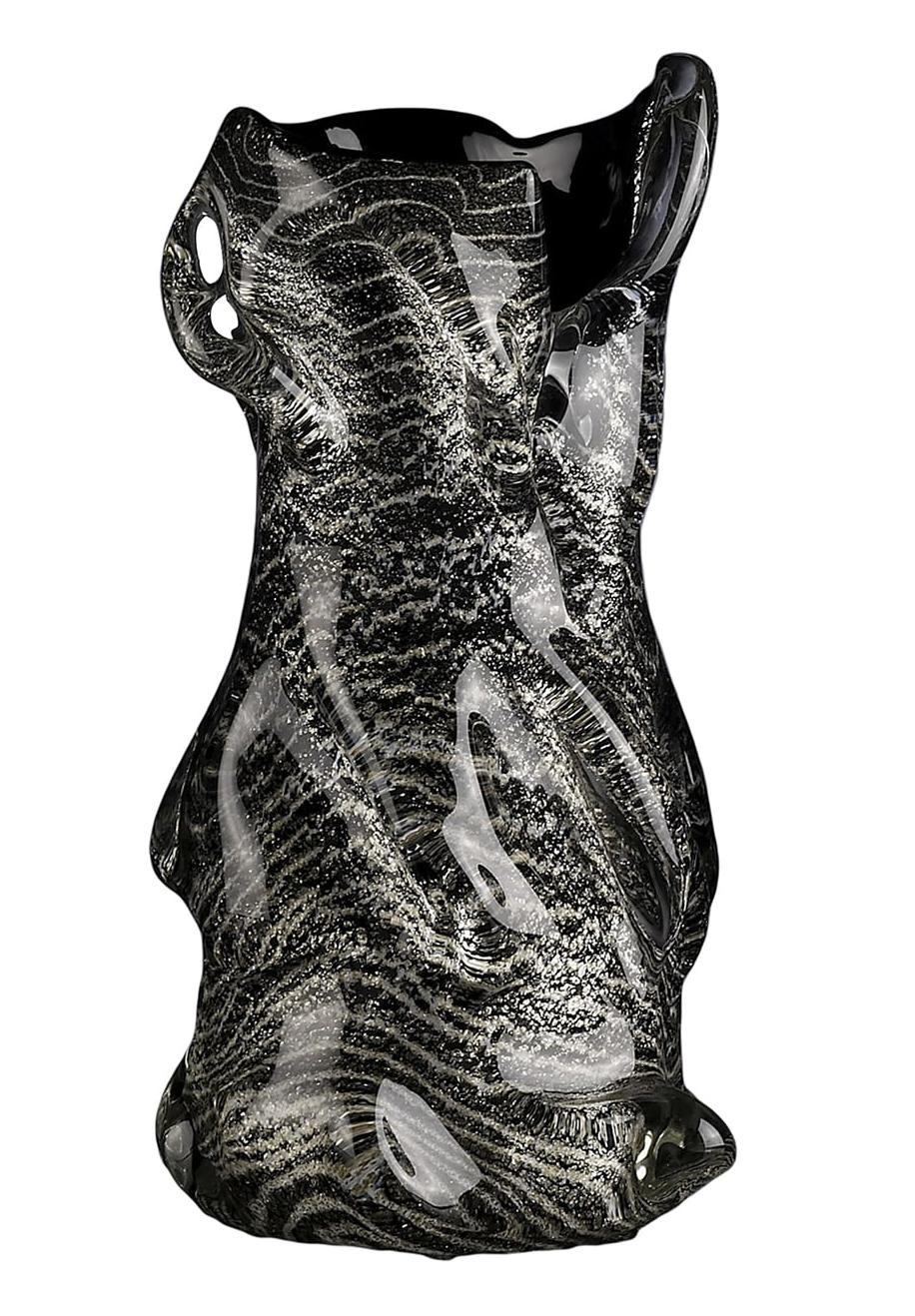 Dynamic Decorative Vase