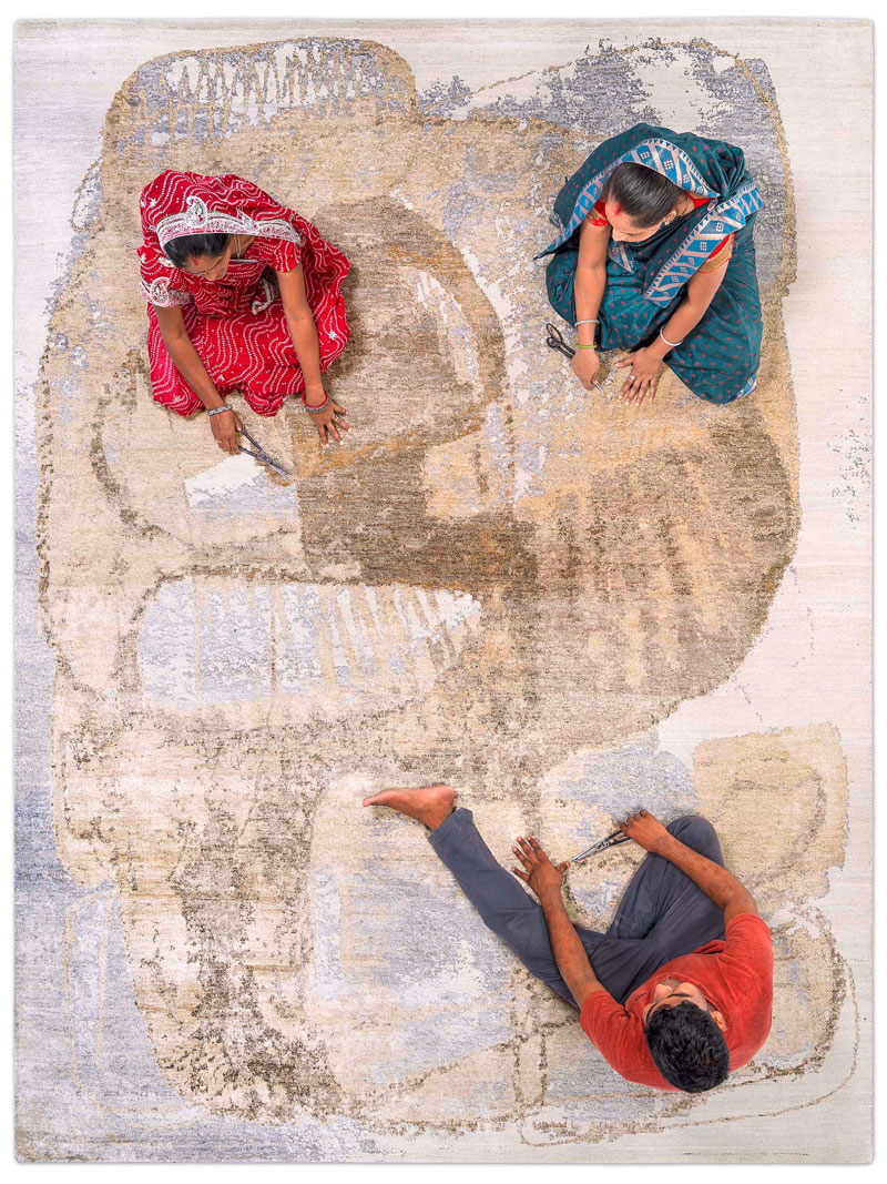 Silver Sand Luxury Hand-Knotted Rug