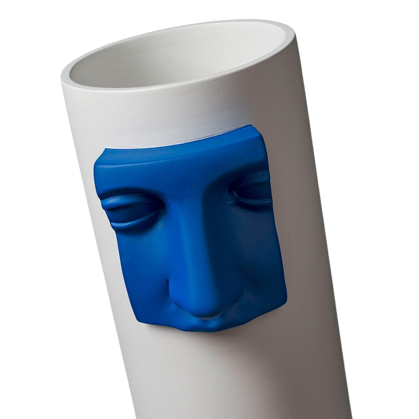 Giunone Sculpted Nose Vase
