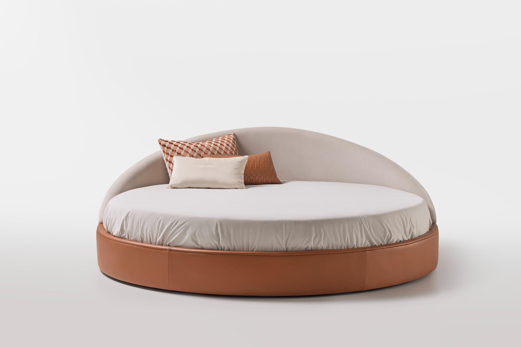 Arco Leather Bed