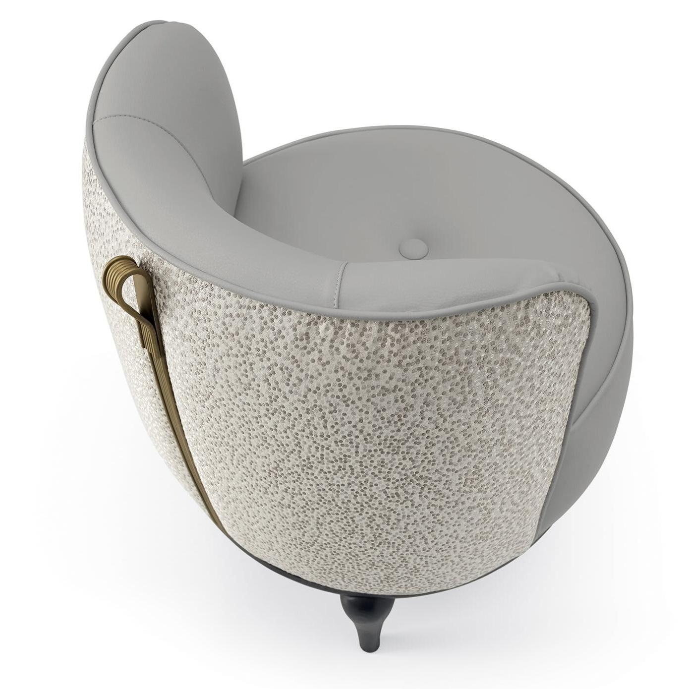 Artisan White Round Lounge Chair