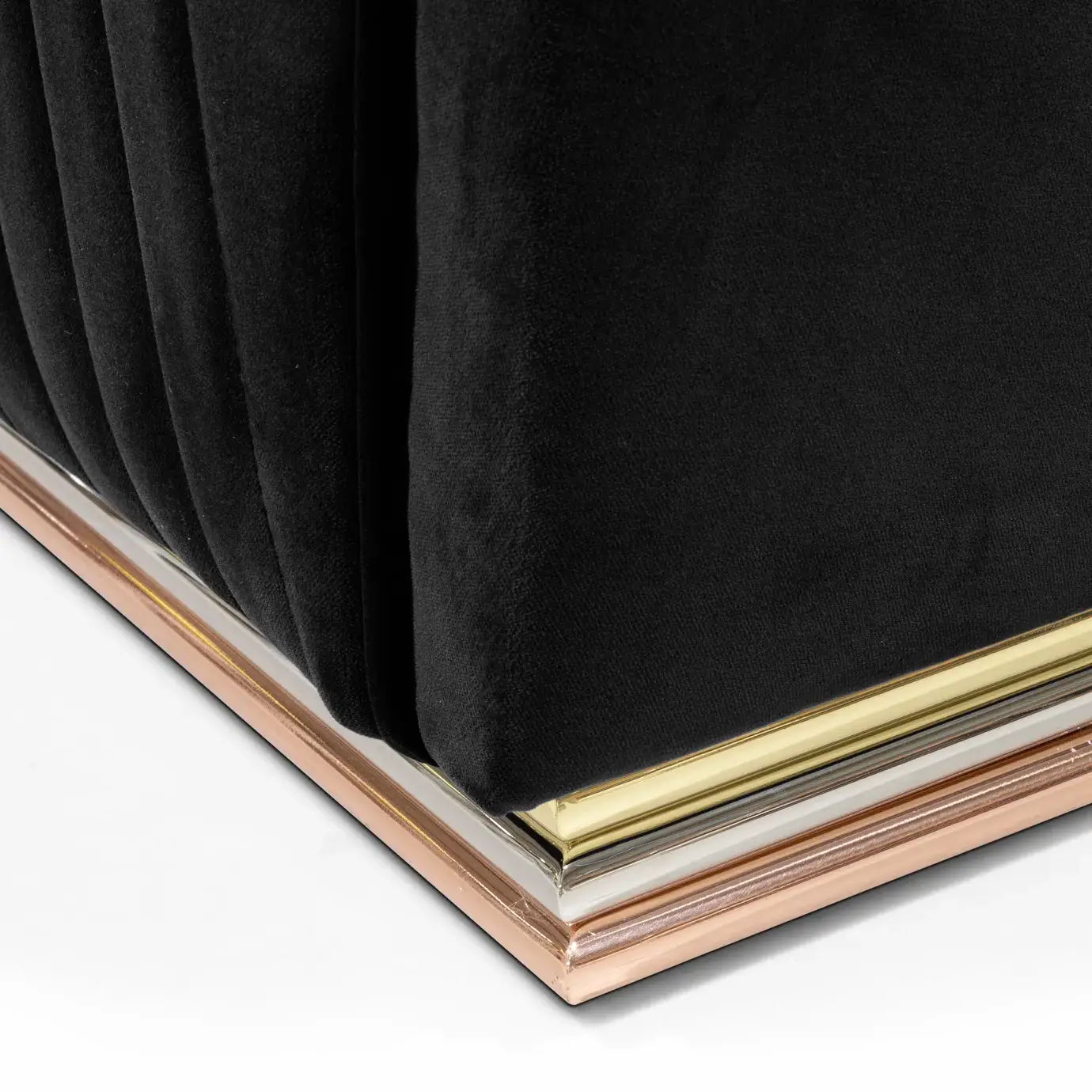 Liora Armchair