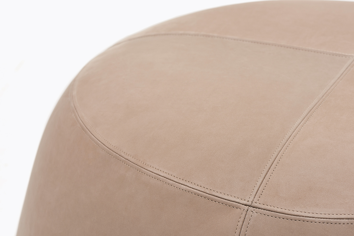 Fuji Pouf | Dimensions: L