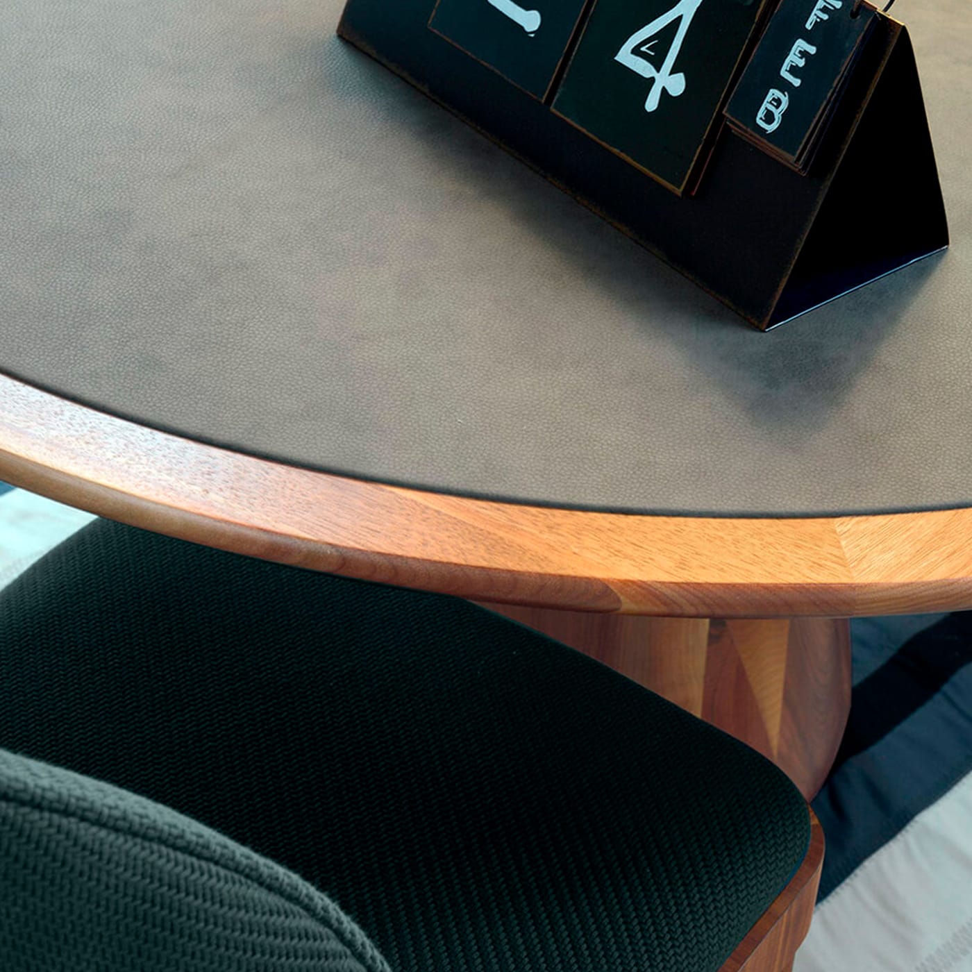 Convivio Luxury Brown Dining Table Italian Craftsmanship