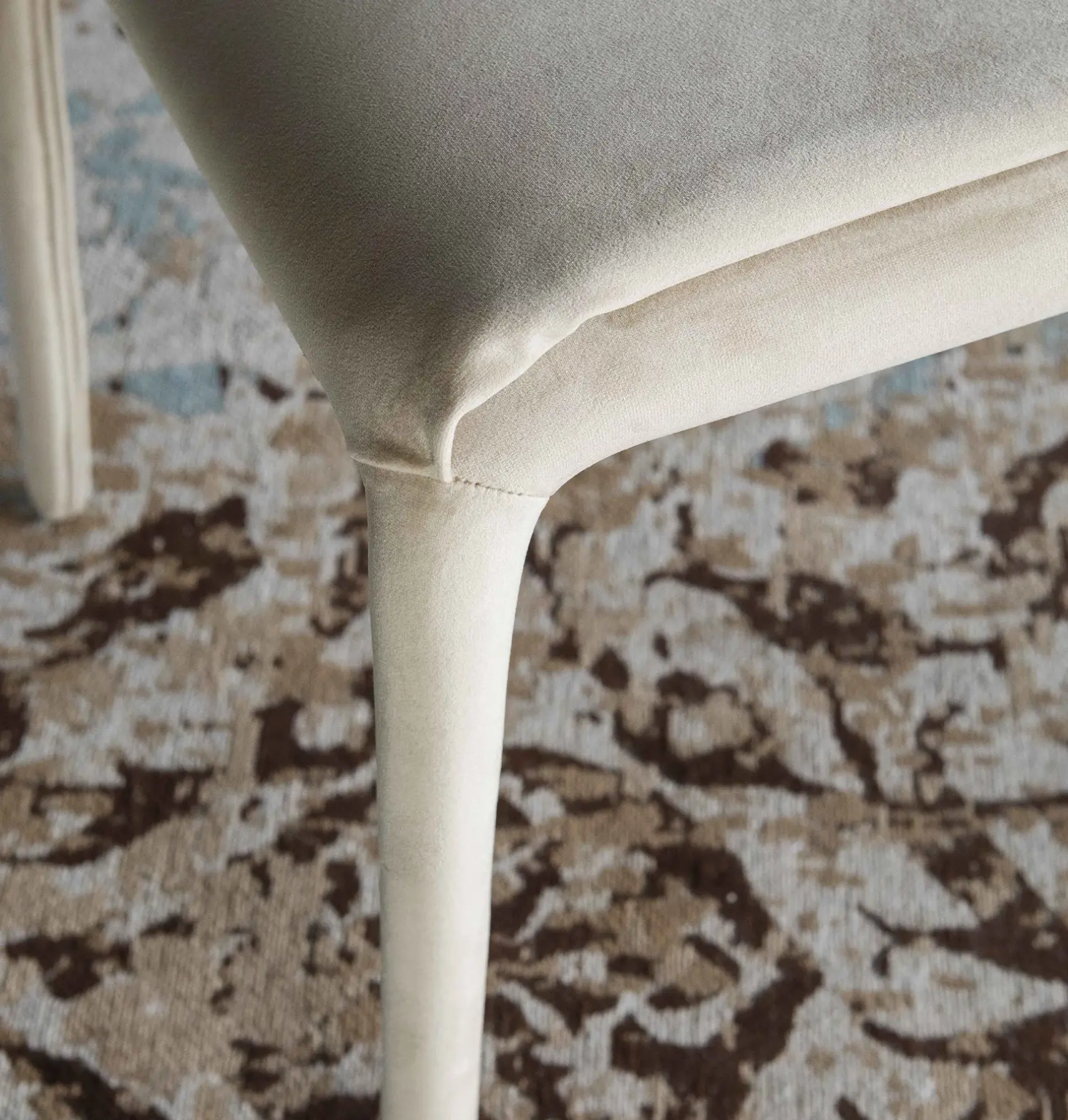 Lisa Signature Chair