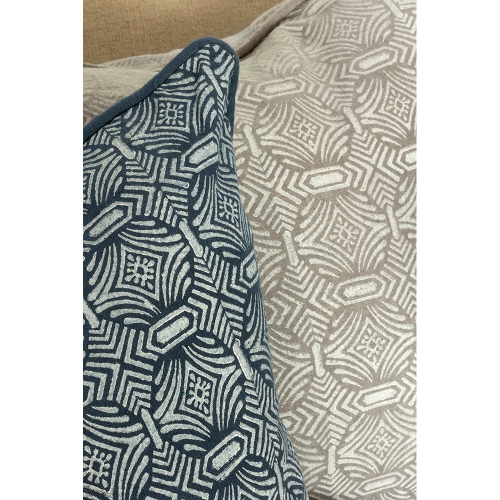 Pali Slate 50 × 50 Cushion