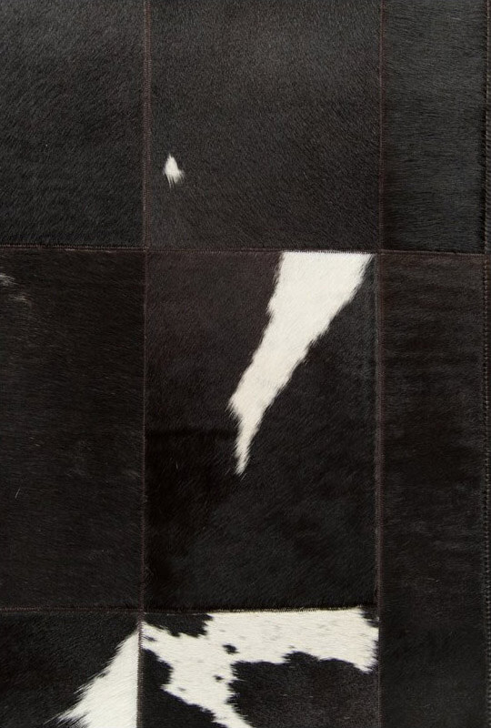 Avelis col.3 Cowhide Rug