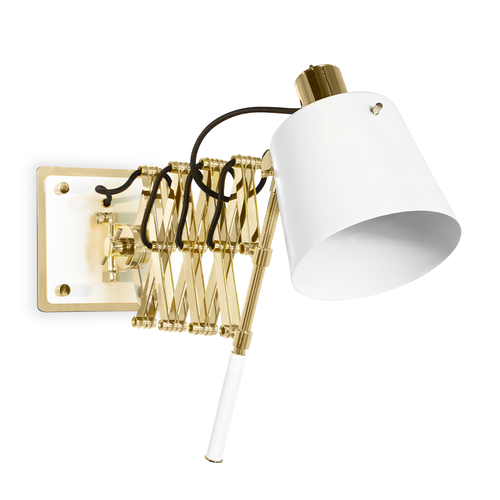 Brass Player Wall Lamp