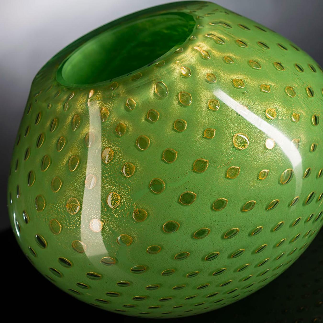 Mocenigo Sfera Sculpted Vase