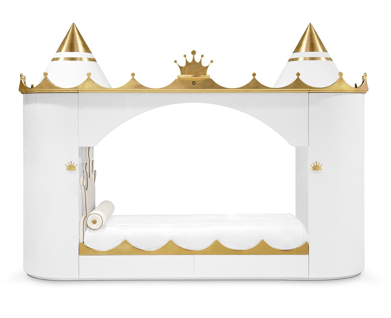 Grand Castle Bed