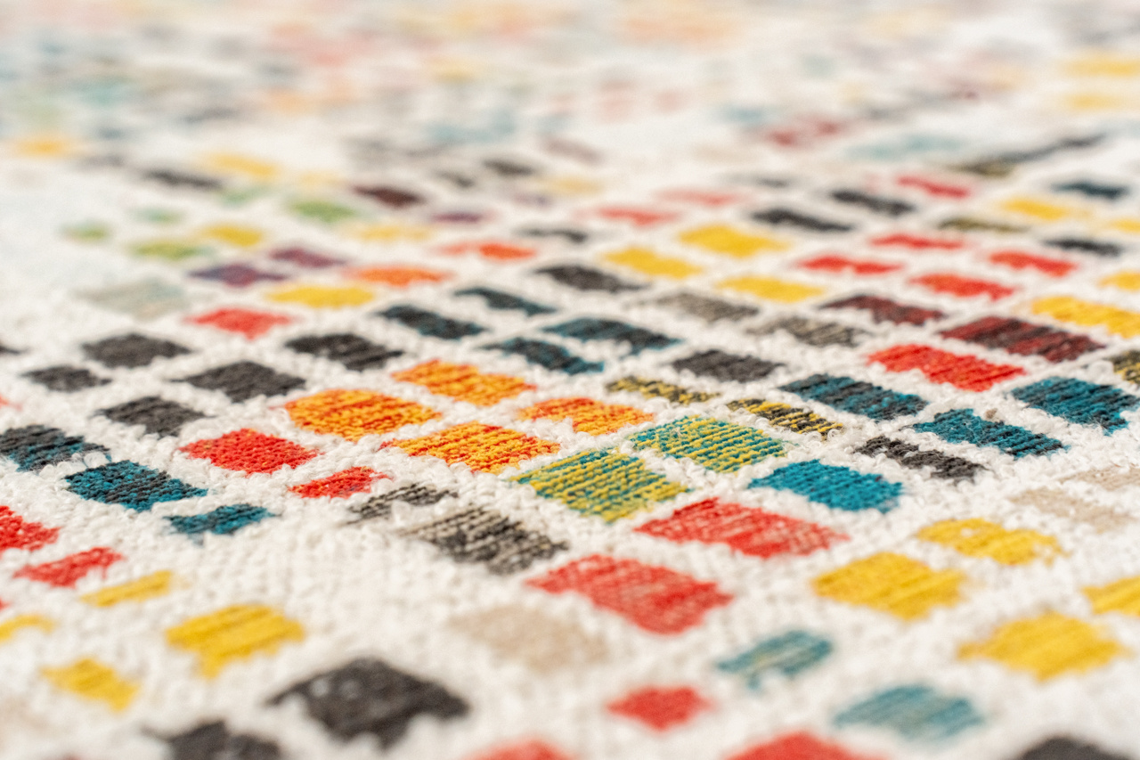 Cubik United Rug | Size: 140 × 200 cm