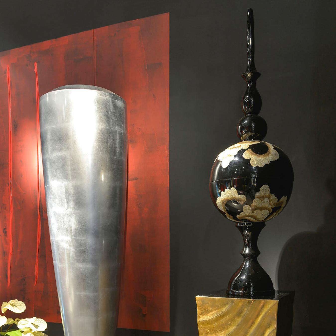 Obice Tall Sculpted Vase