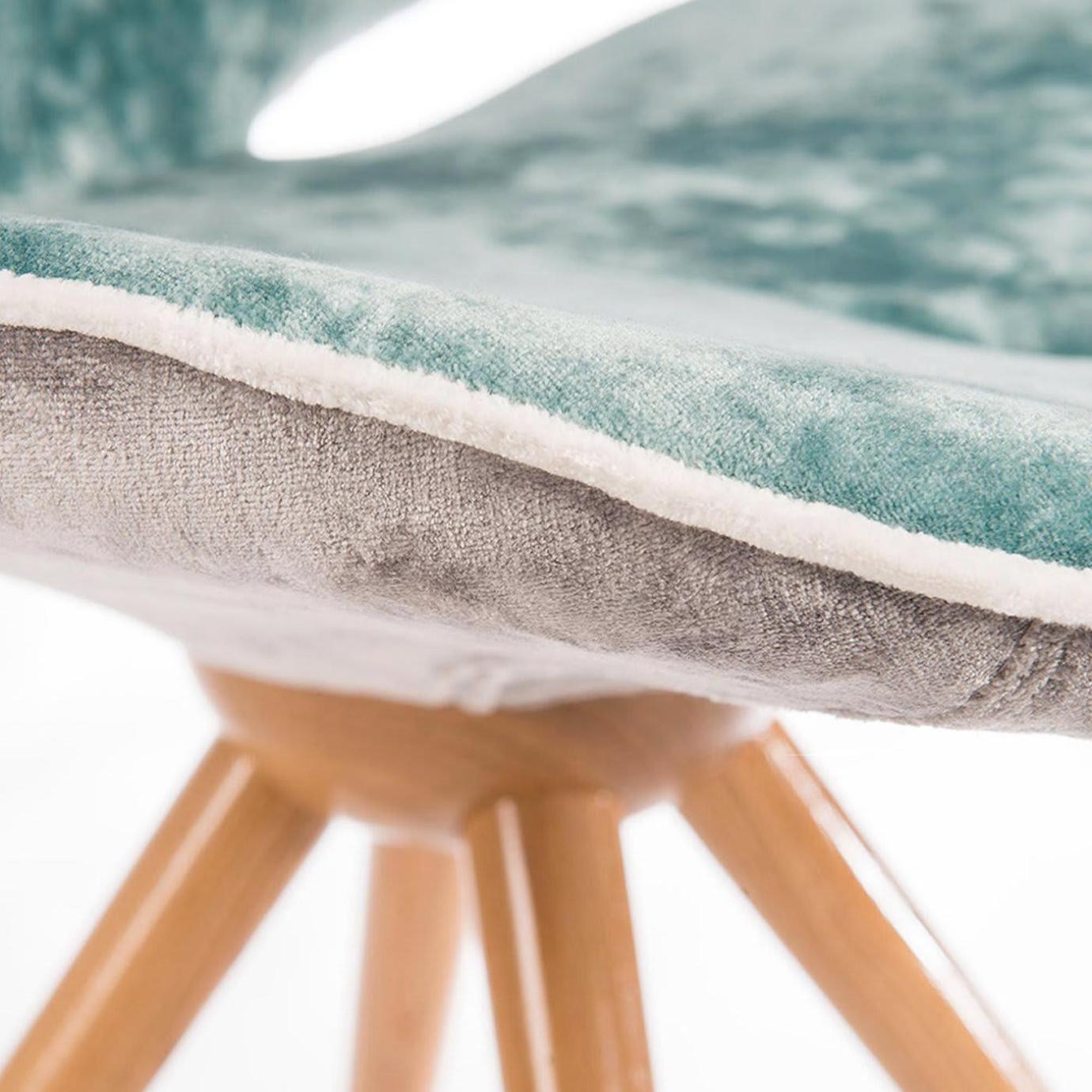 Pansè Aqua Finish Chair