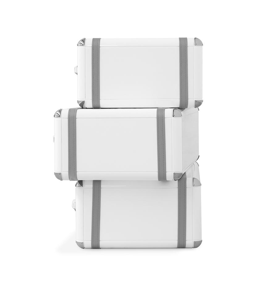 Floating Dream Triple Chest of Drawers