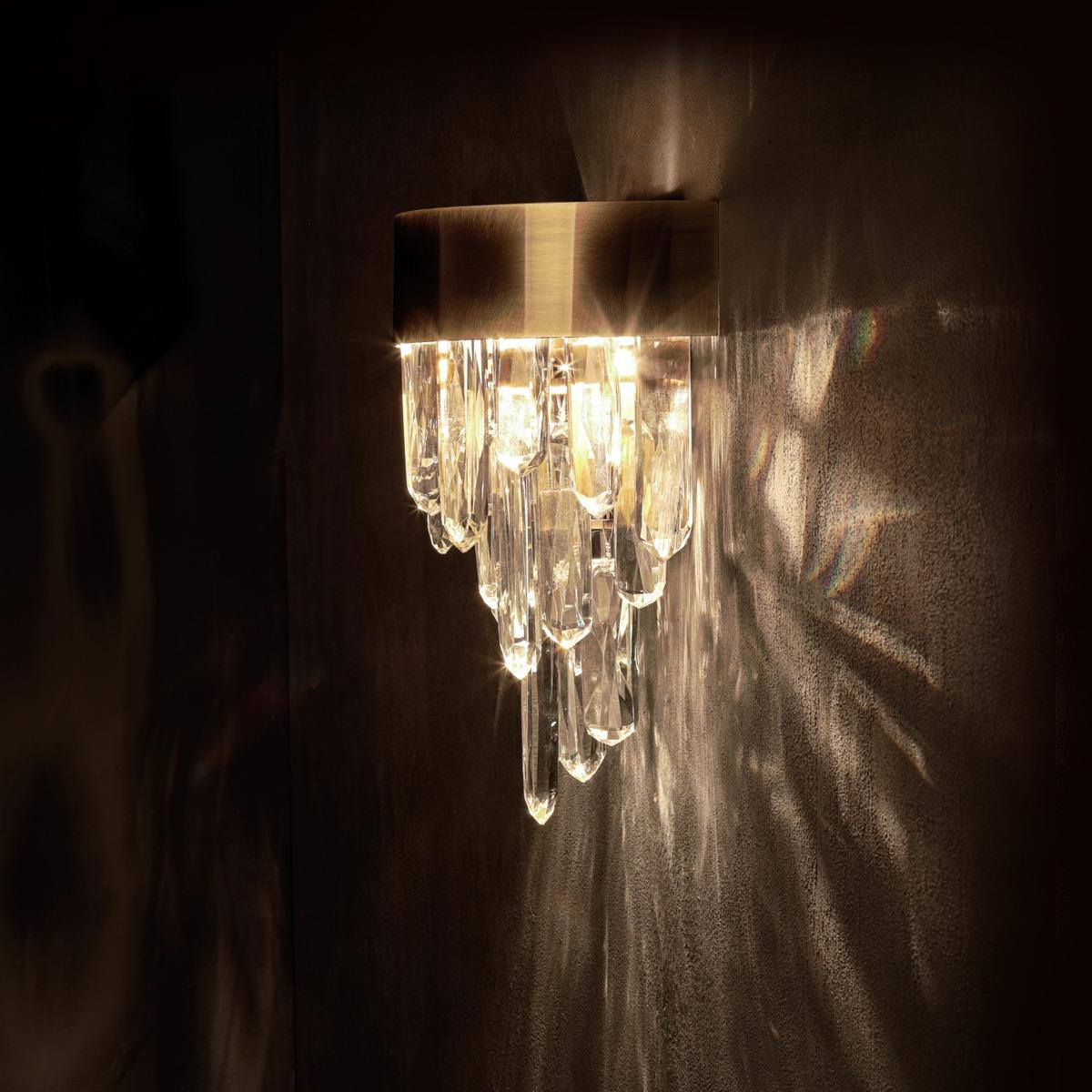 Brass Stream Wall Light