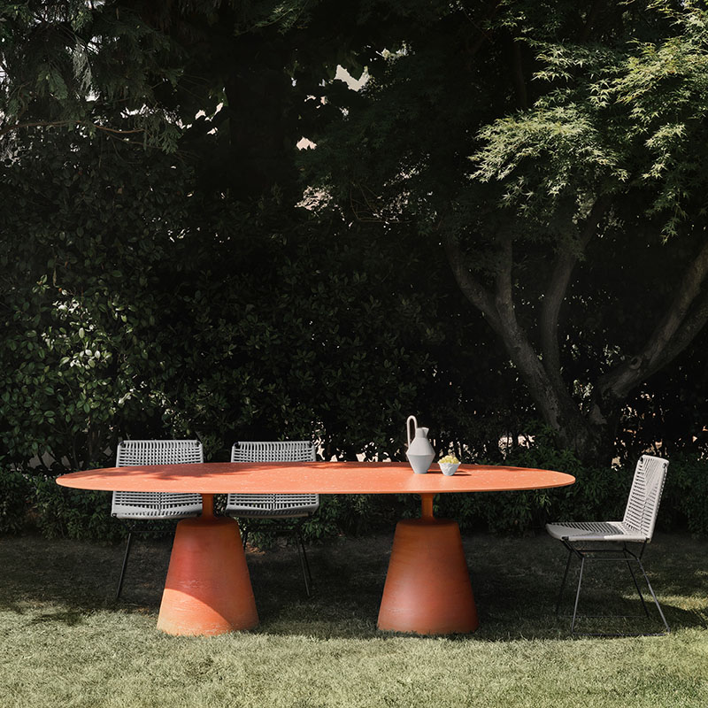 Rock Ovale Indoor / Outdoor Table